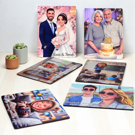 Obrazek na drewnie - Karykatura z twojego zdjęcia - 20x15 cm z podstawką